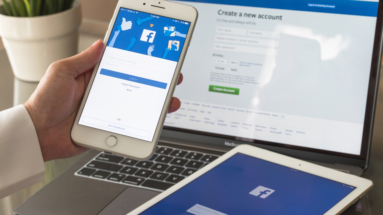 Facebook kullanımını artırmak için garip öneri: Arkadaş listelerini sıfırlamak